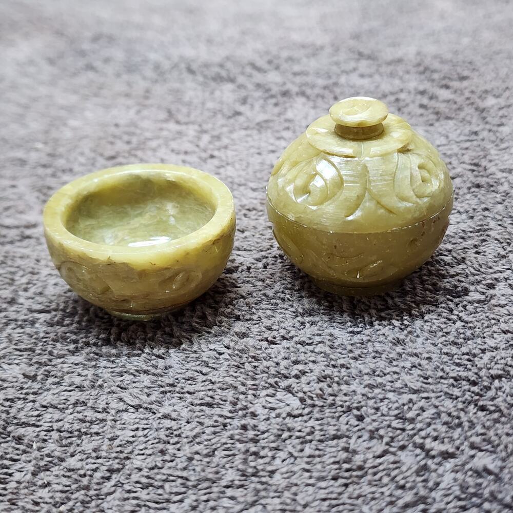 Miniature tiny 2 bowls 1 lid made in India stone carved aa